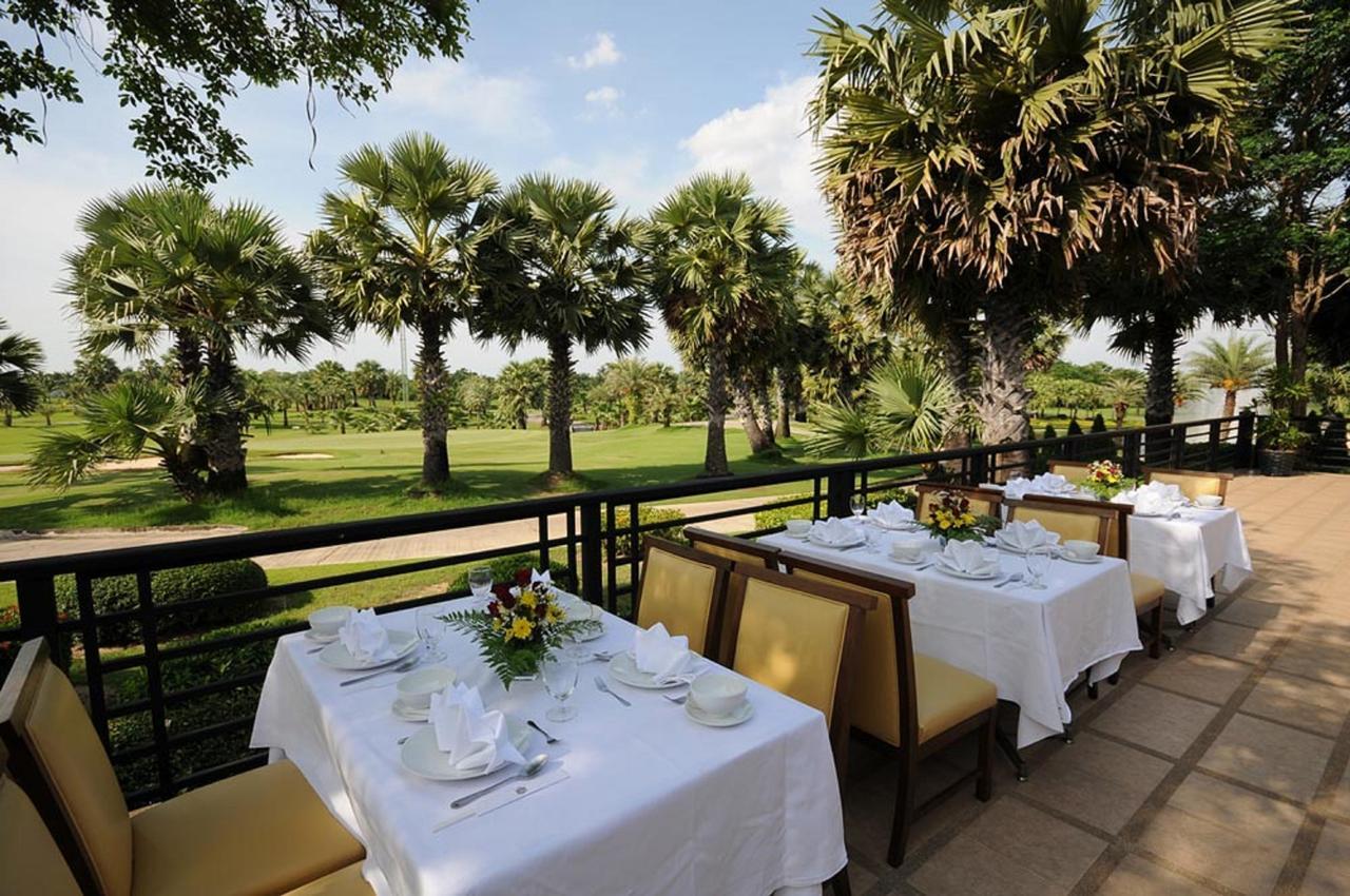 Pensjonat Suwan Golf & Country Club Nakhon Chai Si Zewnętrze zdjęcie