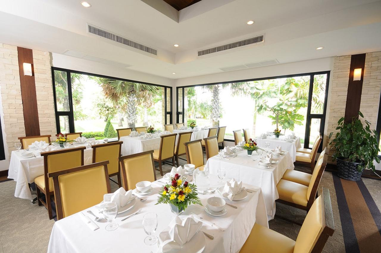 Pensjonat Suwan Golf & Country Club Nakhon Chai Si Zewnętrze zdjęcie