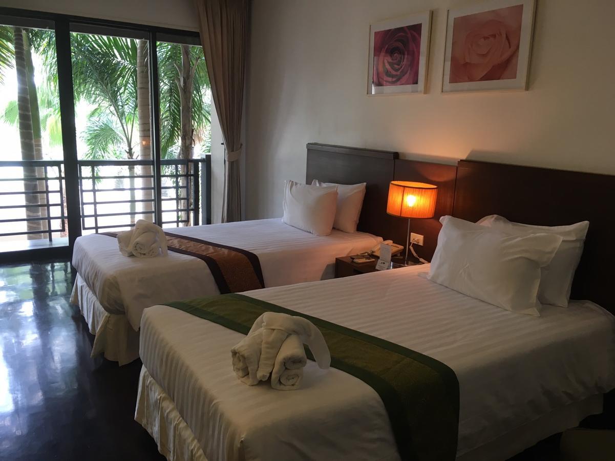 Pensjonat Suwan Golf & Country Club Nakhon Chai Si Zewnętrze zdjęcie